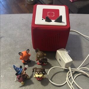 Red Toniebox Starter Set with Characters